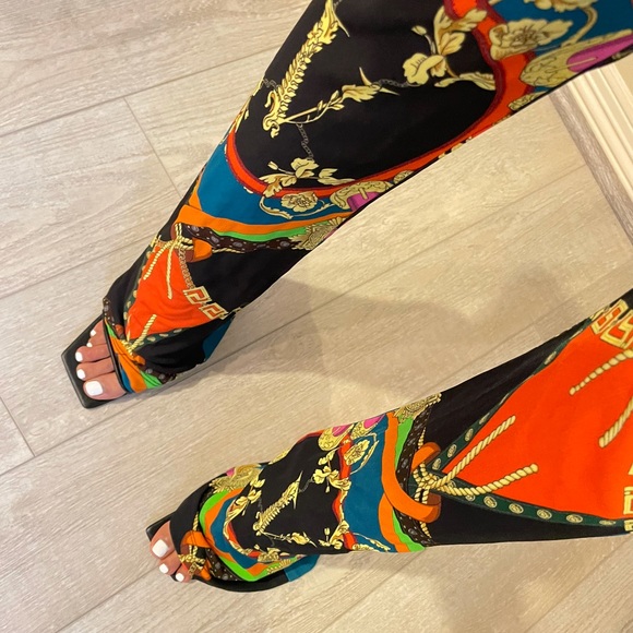 ❌SOLD❌FINAL MARKDOWN Versace Pantaloni Printed Jersey Pants XS S 38 - Picture 9 of 9